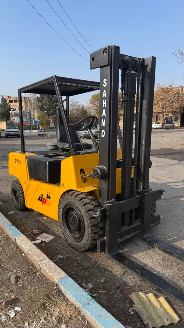 لیفتراک ۳/۵ تن سهند|خودرو سنگین|تبریز, |دیوار