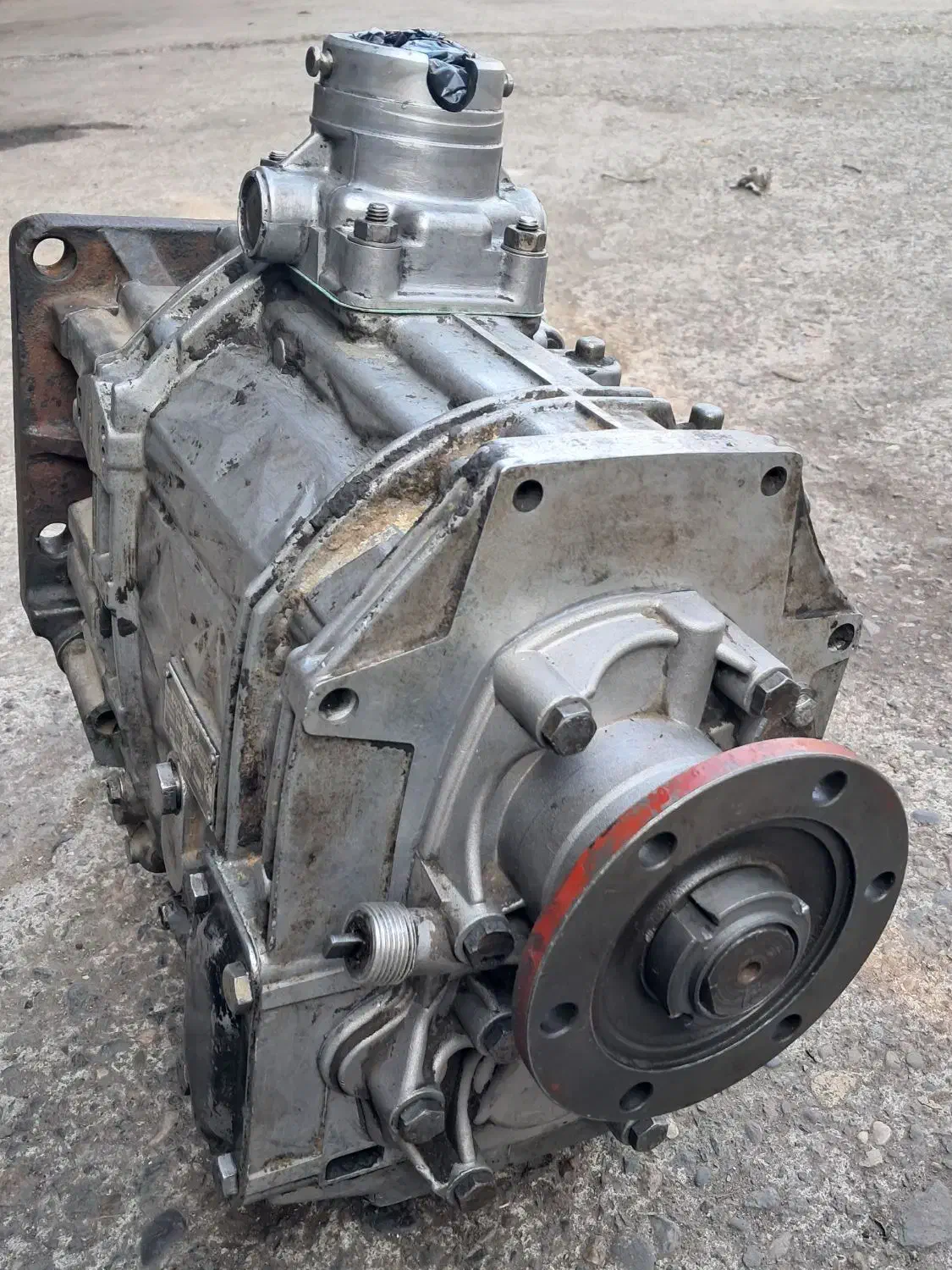 گیربکس آلمینیوم مینی بوس بنز|قطعات یدکی و لوازم جانبی|سنگر, |دیوار