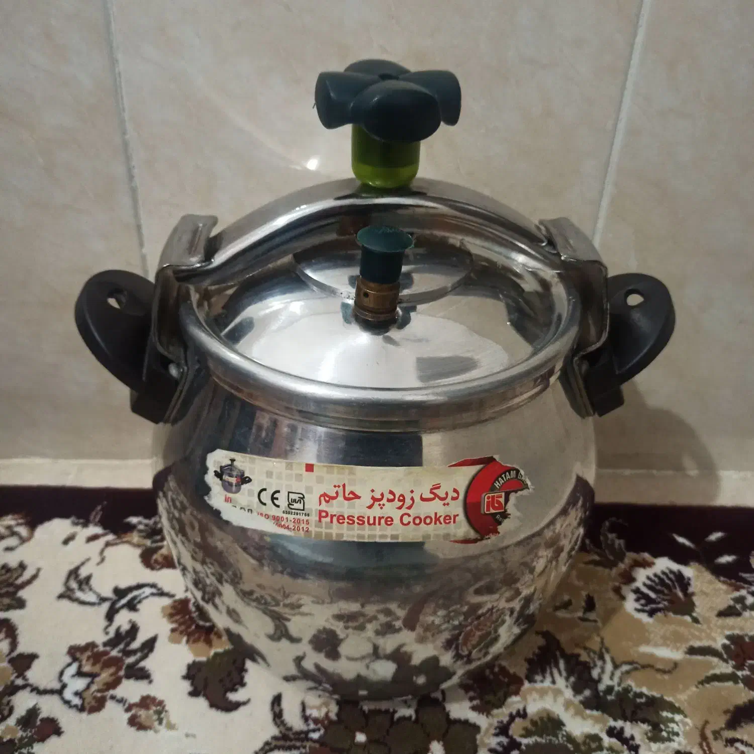 زودپز حاتم 8لیتری بزرگ|ظروف پخت‌وپز|فسا, |دیوار