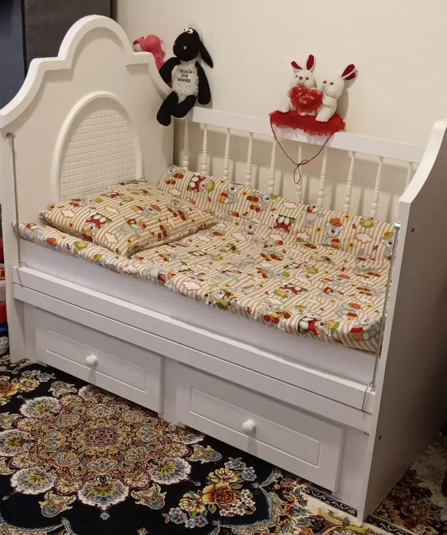 تخت حفاظ دار کودک|تخت و سرویس خواب|رشت, باهنر|دیوار