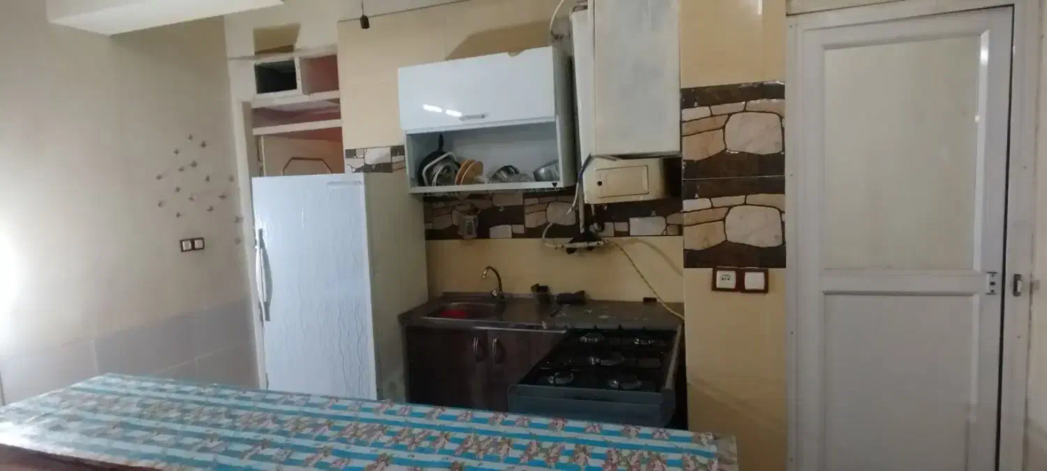 منزل مبله کوشک میدان|اجارهٔ کوتاه‌مدت آپارتمان و سوئیت|شیراز, کوشک میدان|دیوار