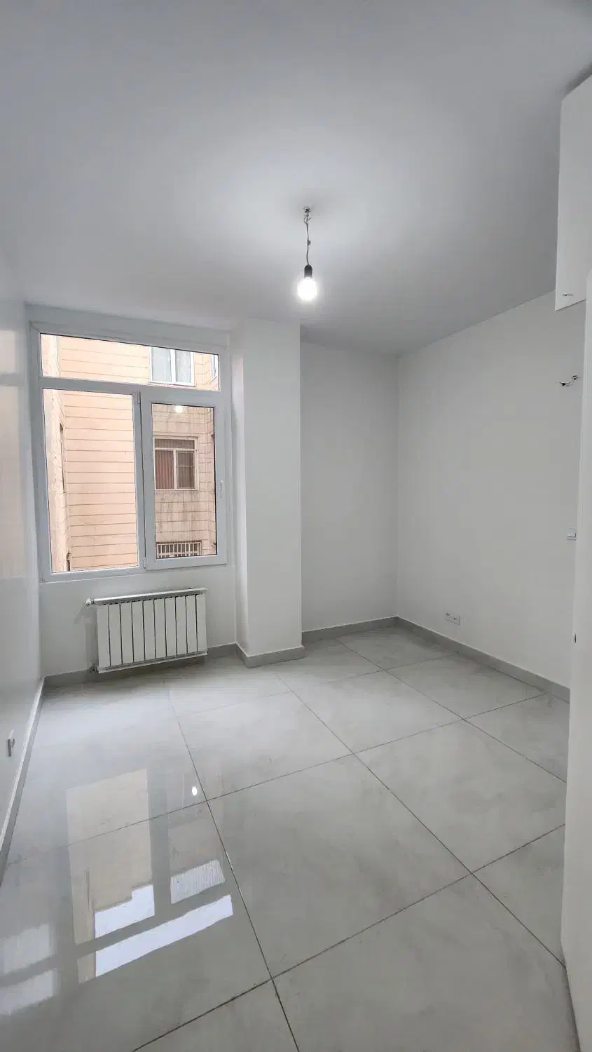 150متر به قیمت سه خوابه بزرگ کلید نخورده  شهرک غرب