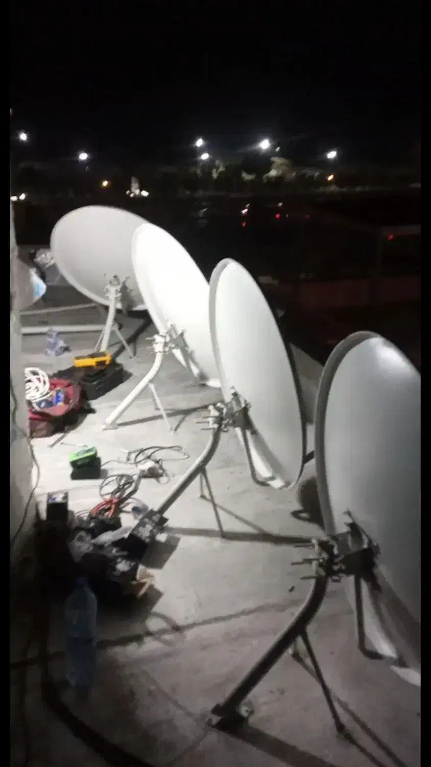 نصاب آنتن مهستان فاز ۷،۴،۳،۲،۱ گلسار و کوهسار حومه|خدمات پیشه و مهارت|هشتگرد, فاز ۱ مهستان|دیوار