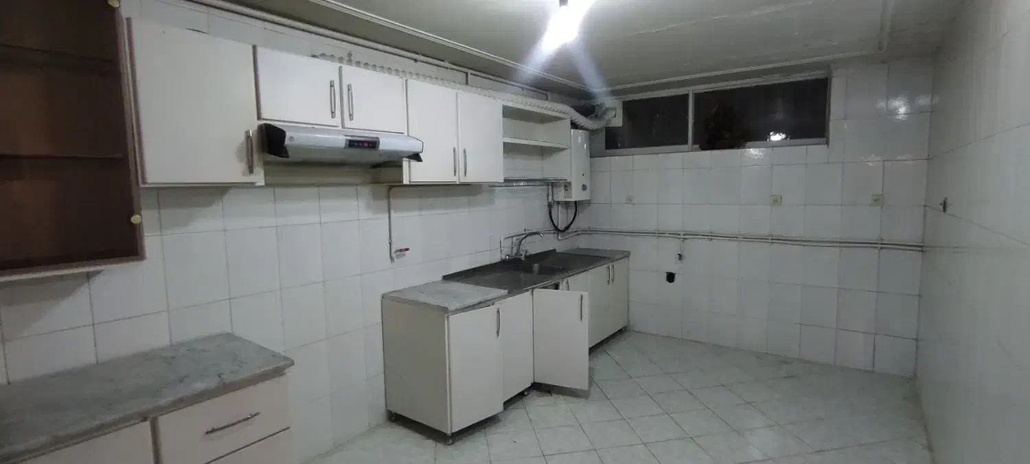 اجاره 100 متری 2 خواب وحید|اجارهٔ آپارتمان|اصفهان, حسینآباد|دیوار