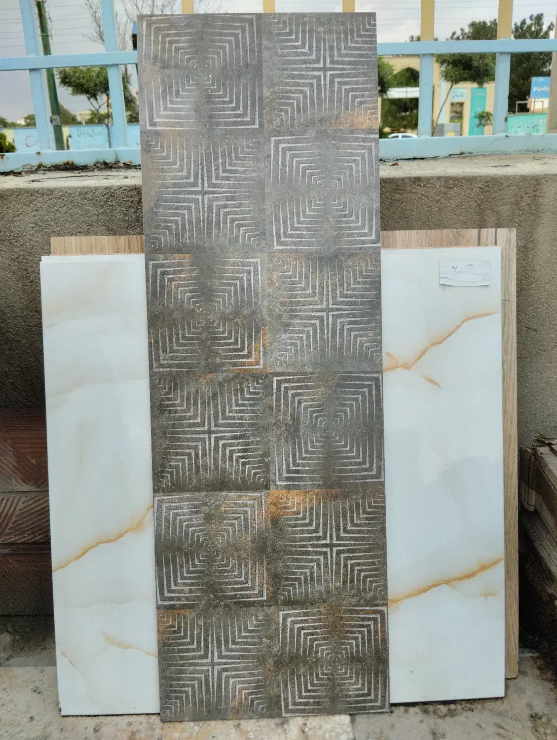 کاشی خاک سفید زیر قیمت بازار|مصالح و تجهیزات ساختمان|فردیس, فردیس|دیوار