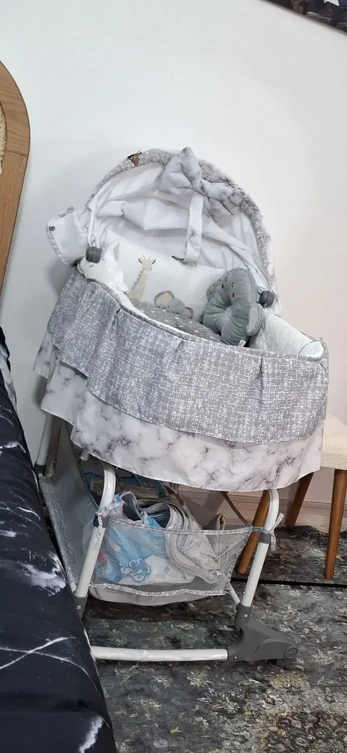 تخت نوزاد تا یک سالگی|تخت و صندلی بچه|لنگرود, |دیوار