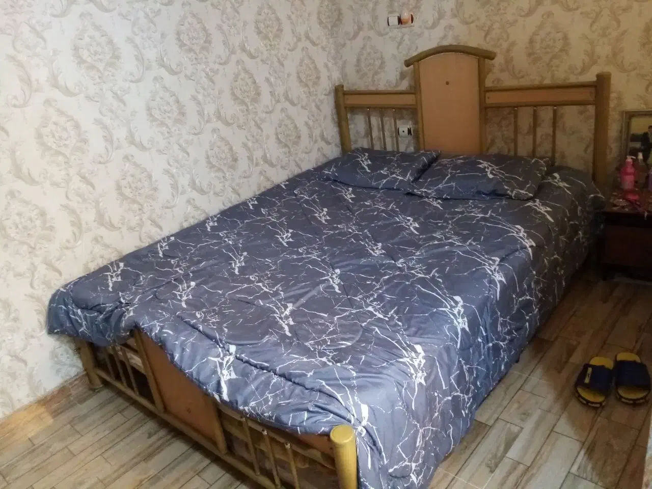 یک عدد دو نفره|تخت و صندلی بچه|لنگرود, |دیوار