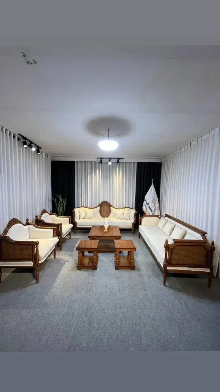 با مبل دلاوران منزلتون‌ مثل الماس میدرخشه|مبلمان خانگی و میز عسلی|زارچ, |دیوار