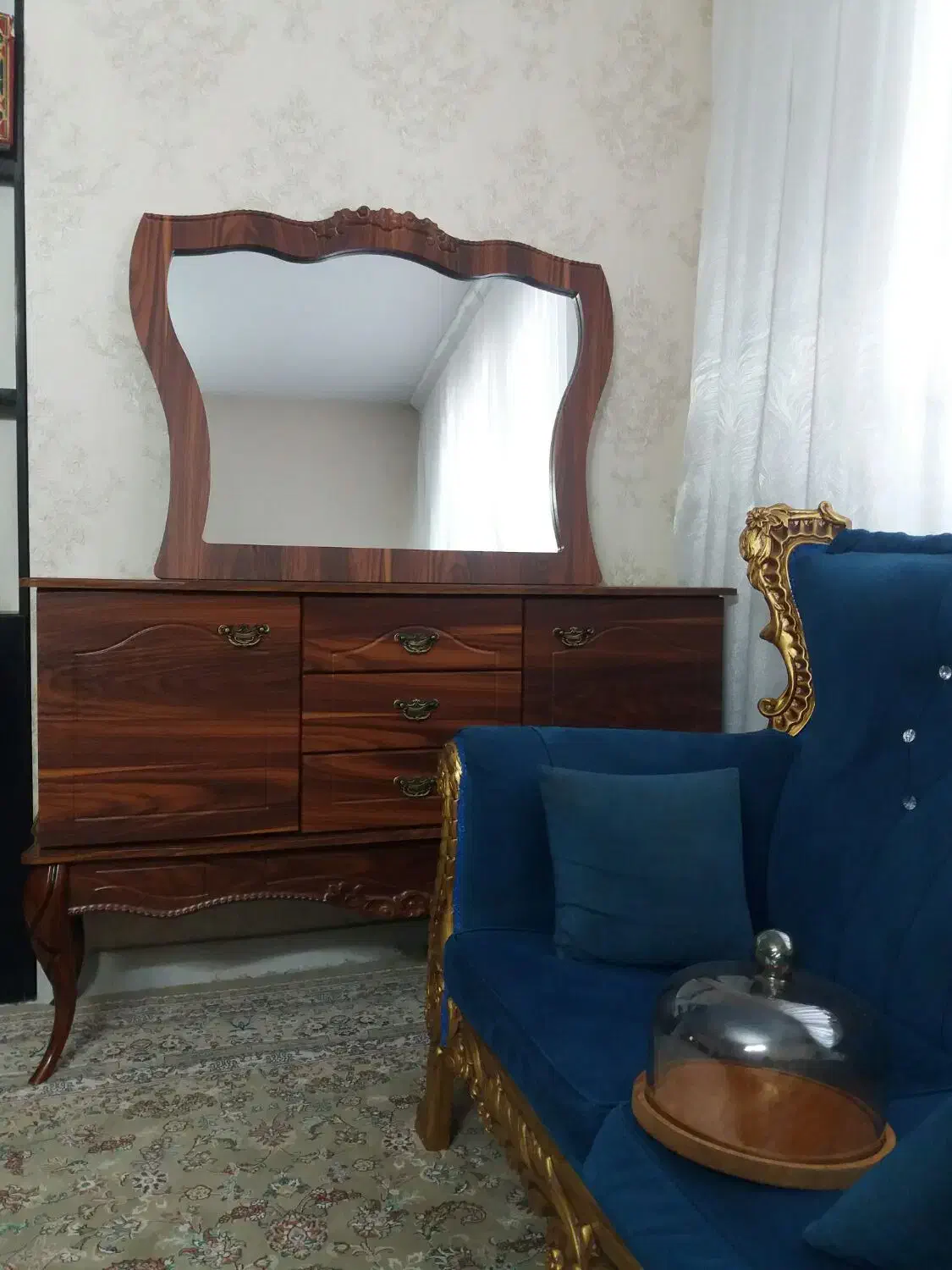 میزتیوی وآیینه کنسول ست خیلی خوشرنگ نومناسب جهزیه|میز تلویزیون|پرند, فاز ۴|دیوار