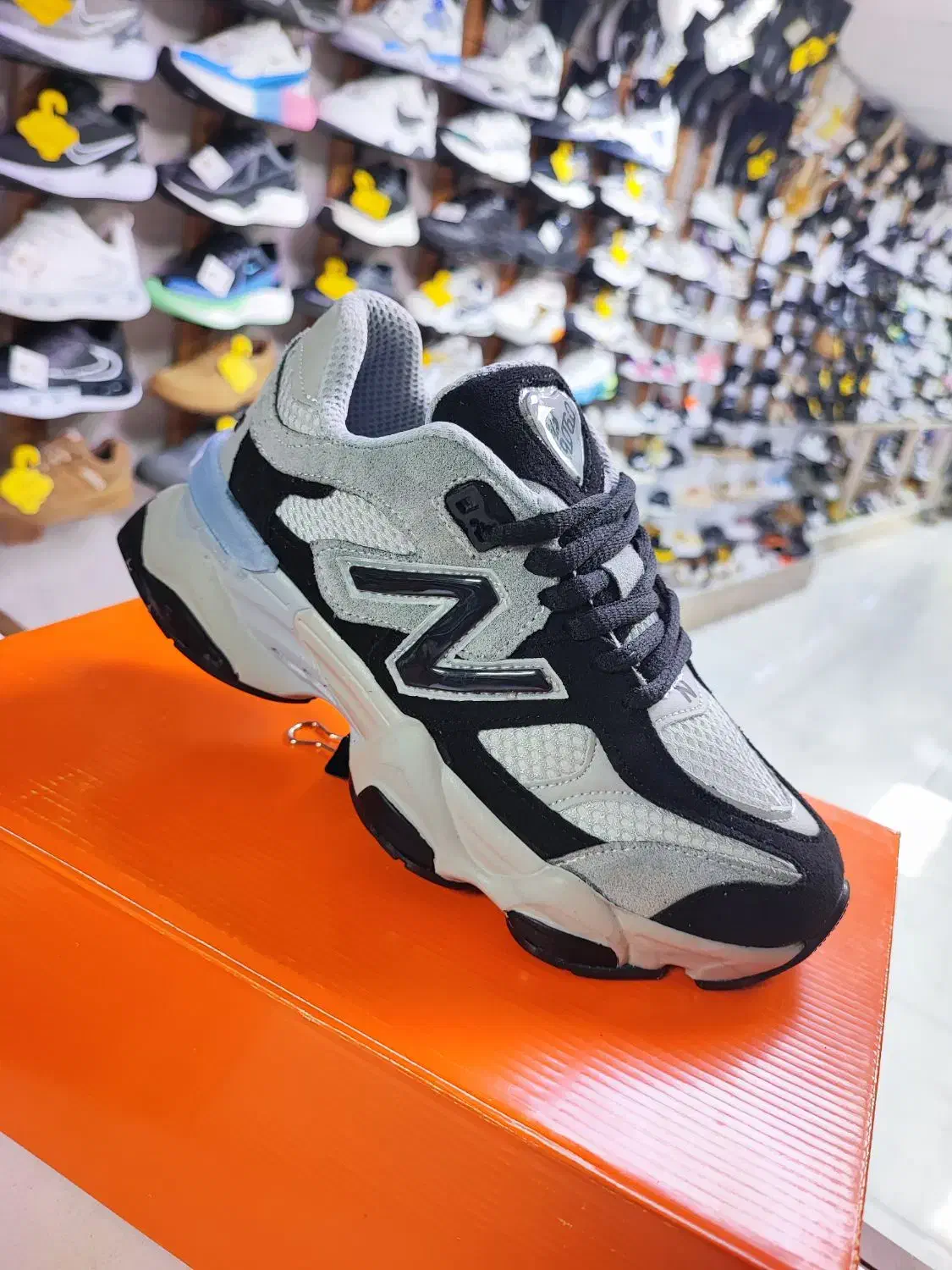 نیوبالانس 9060سایز37تا40|کیف، کفش، کمربند|سنندج, |دیوار