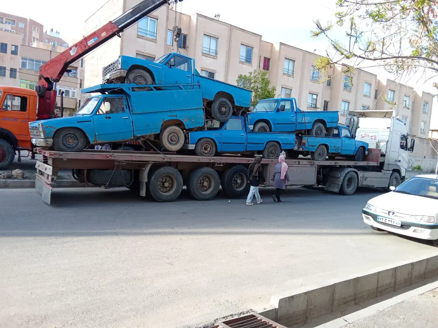 اسقات و فرسوده نیسان تناژ بالا کامیونت ون 3800|خودرو سواری و وانت|سنگر, |دیوار