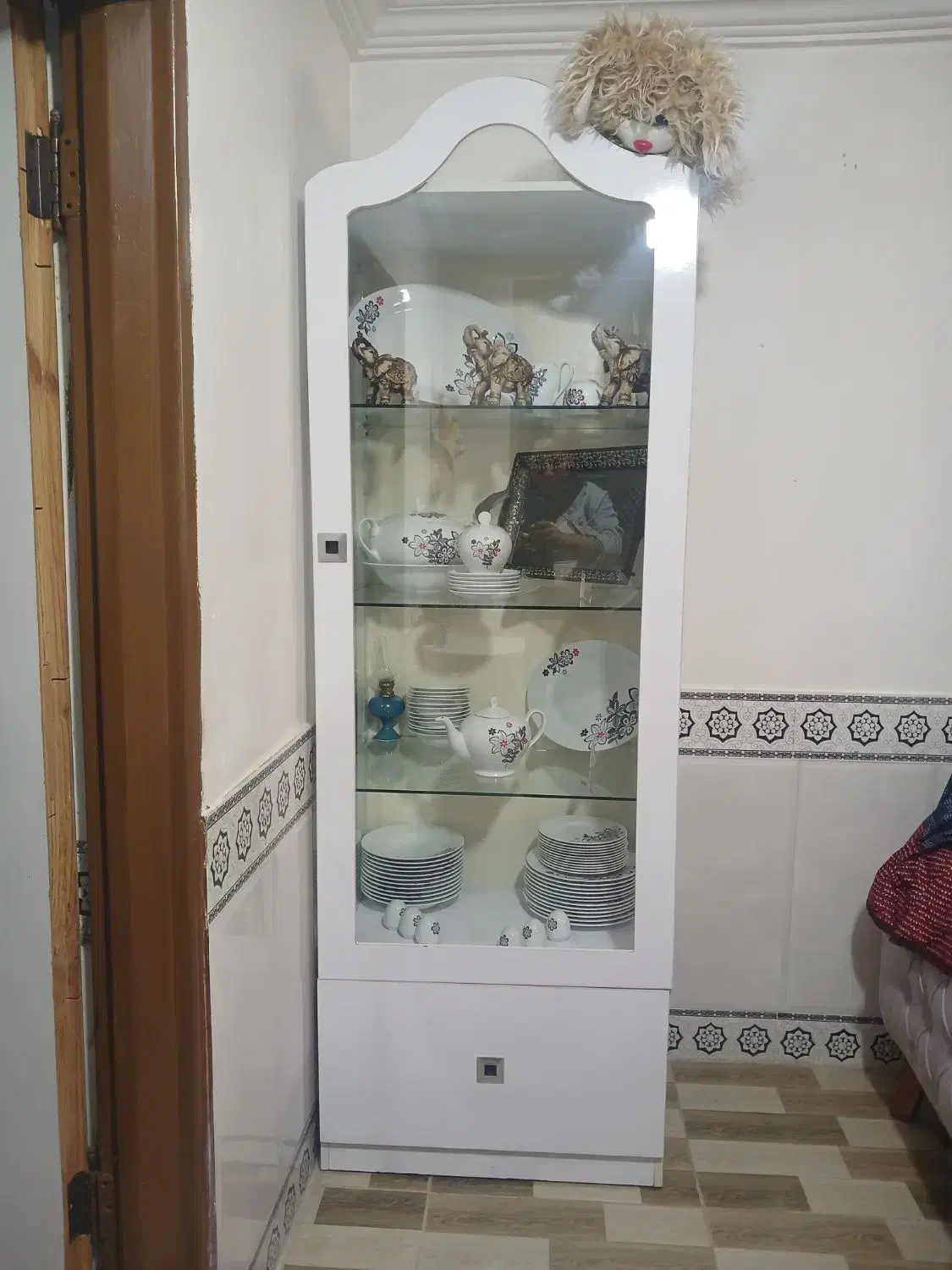 بوفه سفید رنگ تمیز|بوفه، ویترین، کنسول|گرگان, |دیوار