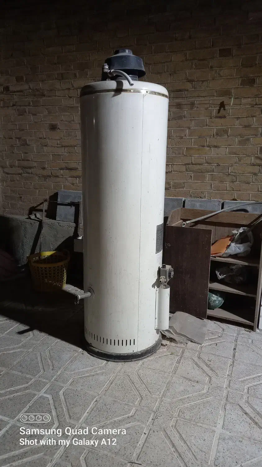 آبگرمکن  مخزنی ۲۲۰ لیتری سالم بدون جوش مخزن اصلی|آبگرمکن، پکیج، شوفاژ|مشهد, امام خمینی|دیوار