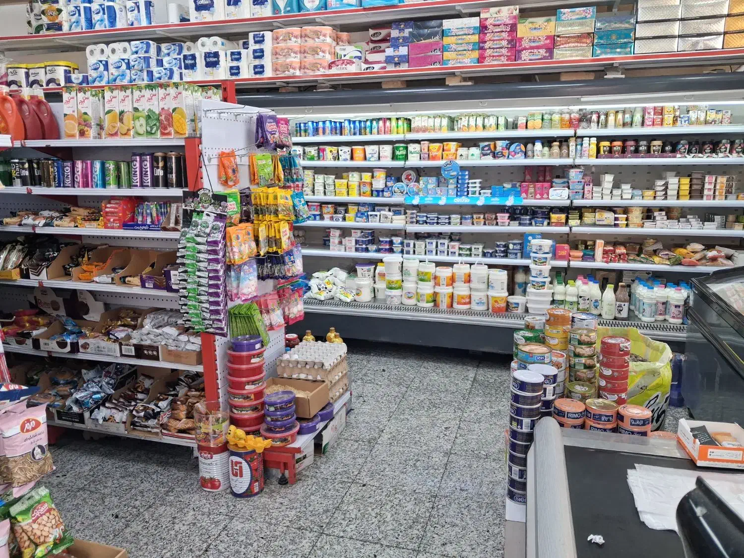 نیرو ماهر برای هایپر مارکت|استخدام خدمات فروشگاه و رستوران|تهران, اتحاد|دیوار