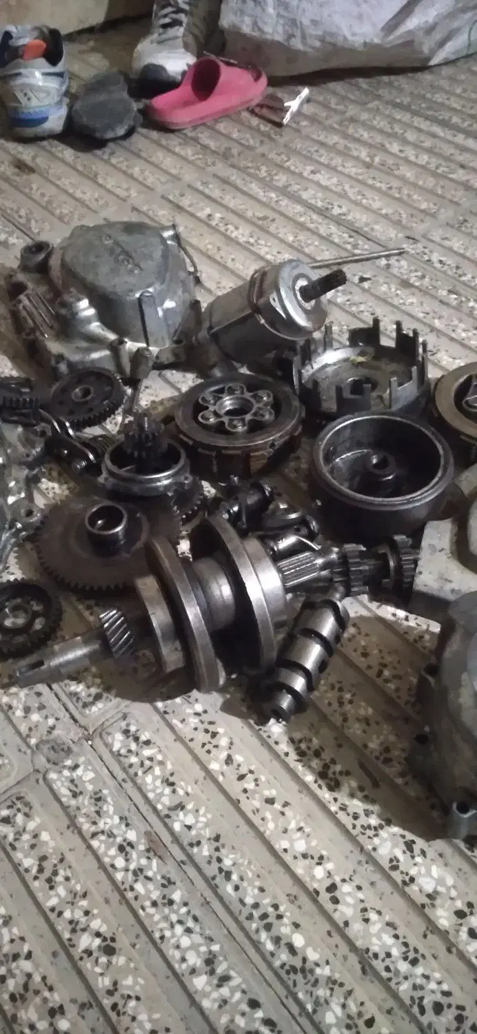 چندعددلوازم موتور|قطعات یدکی و لوازم جانبی|گرگان, |دیوار