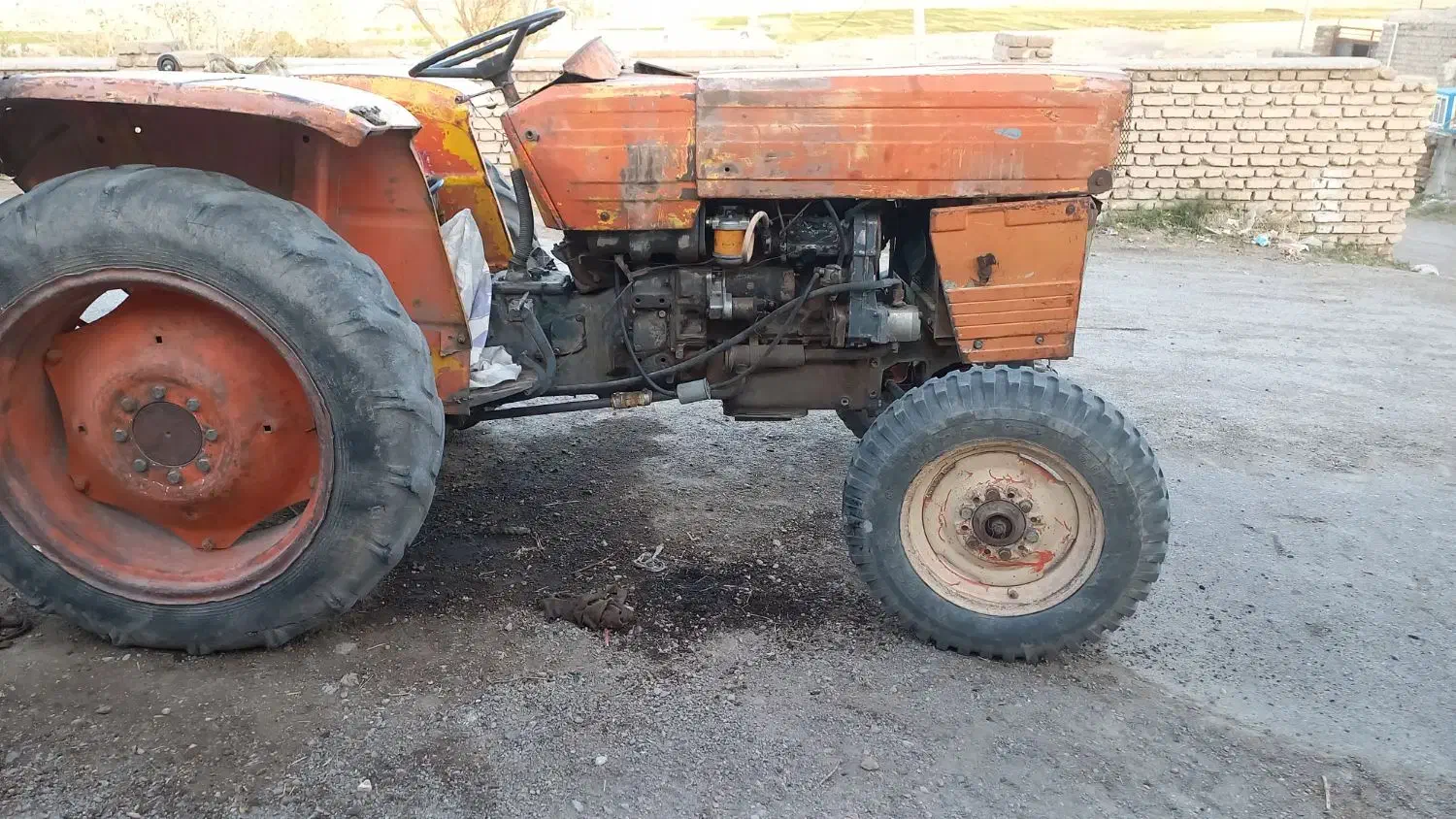 تراکتور۶۳|خودرو سنگین|دهبکری, |دیوار