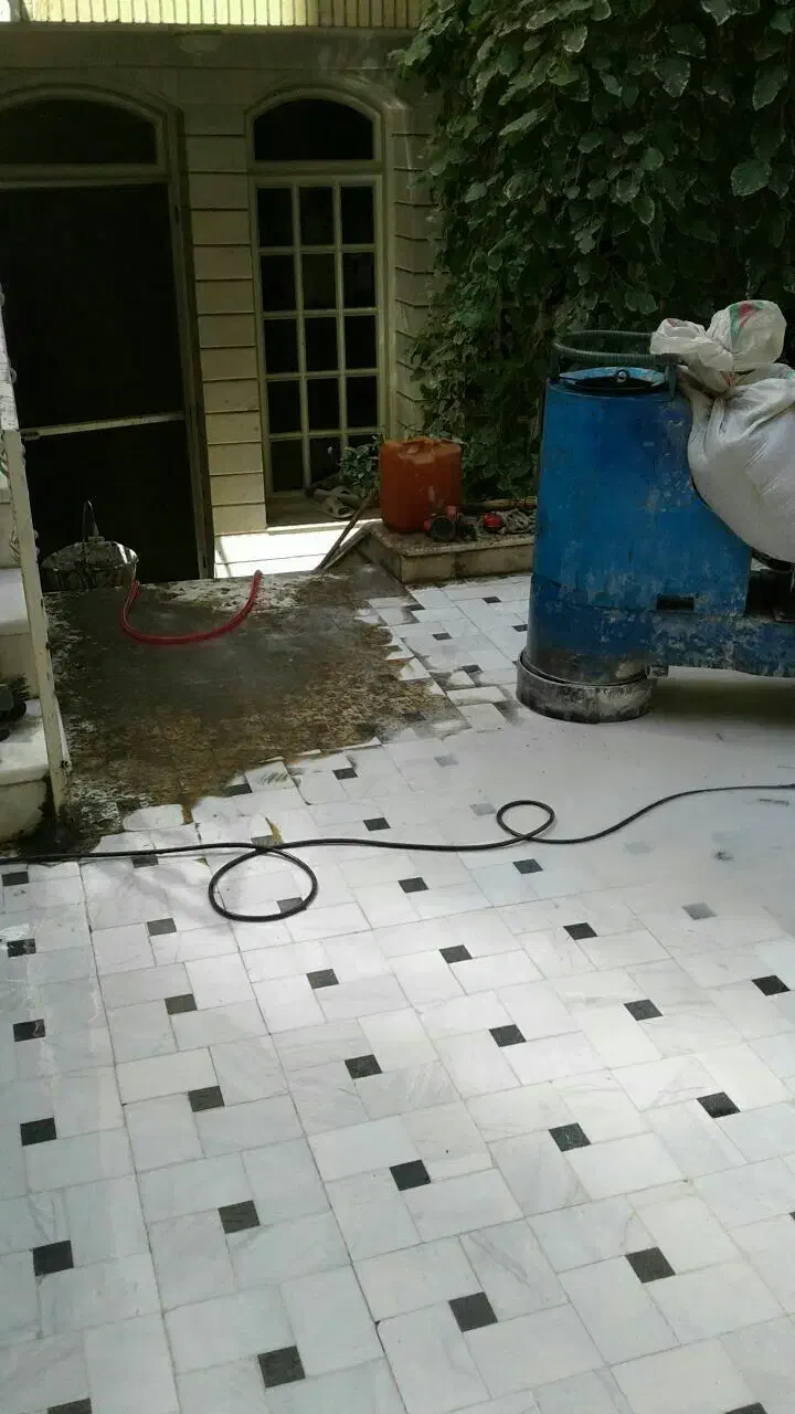 کف سابی شستن نمای ساختمان تمیزی وبراقیت بینظیر|خدمات نظافت|اراک, |دیوار