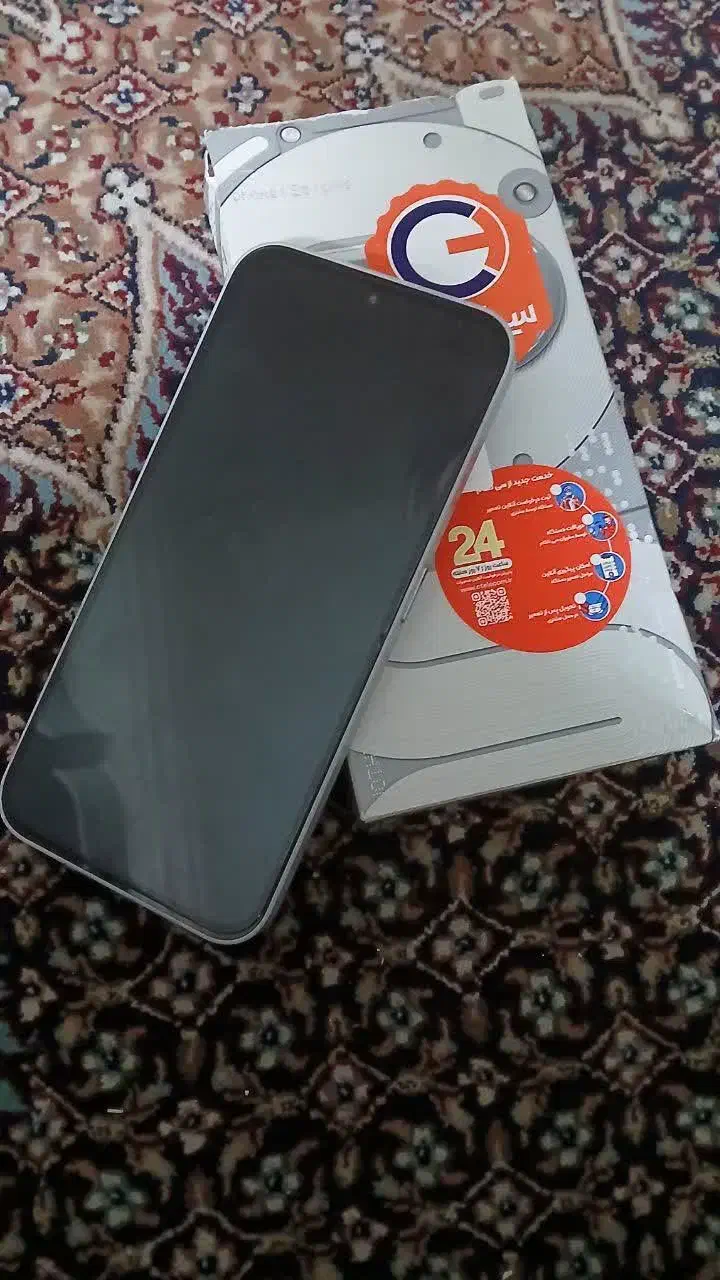 گوشی ناتینگ فون|موبایل|کرج, حسین آباد (اکبر آباد)|دیوار