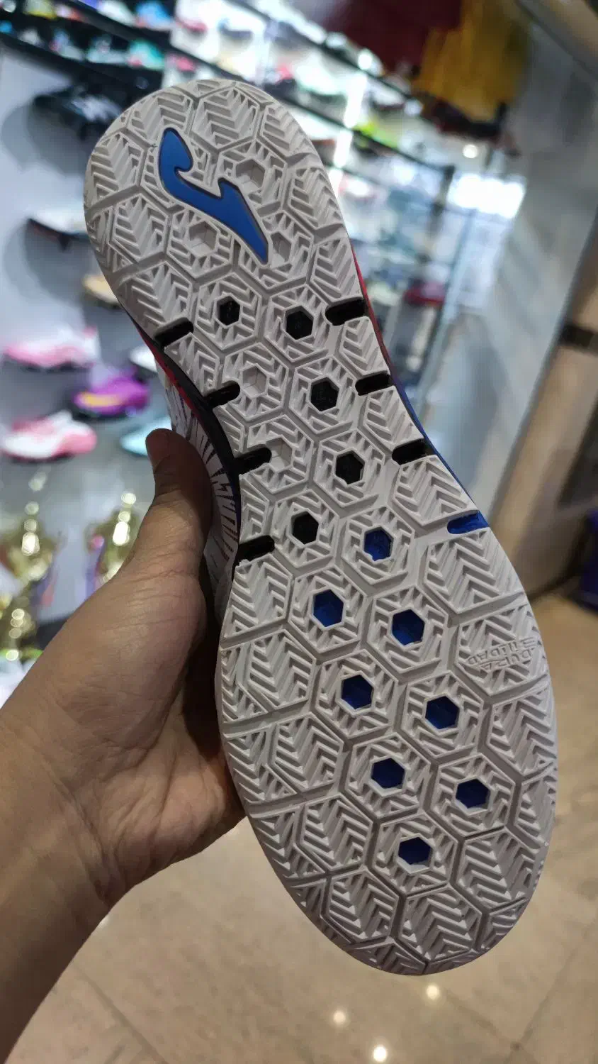 فوتسالی جوما|کیف، کفش، کمربند|اردبیل, |دیوار