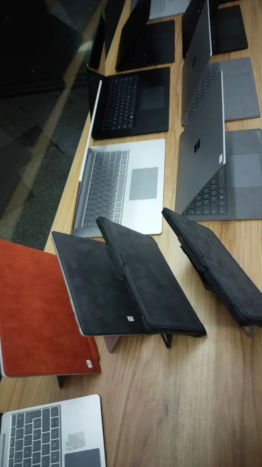 انواع مایکروسافت لپ تاپ با توضیحات|رایانه همراه|تهران, ونک|دیوار