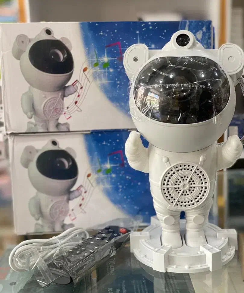 چراغ خواب کهکشانی فضانورد سایز بزرگ اسپیکردار اصلی|لوستر و چراغ آویز|فردیس, سرحدی|دیوار