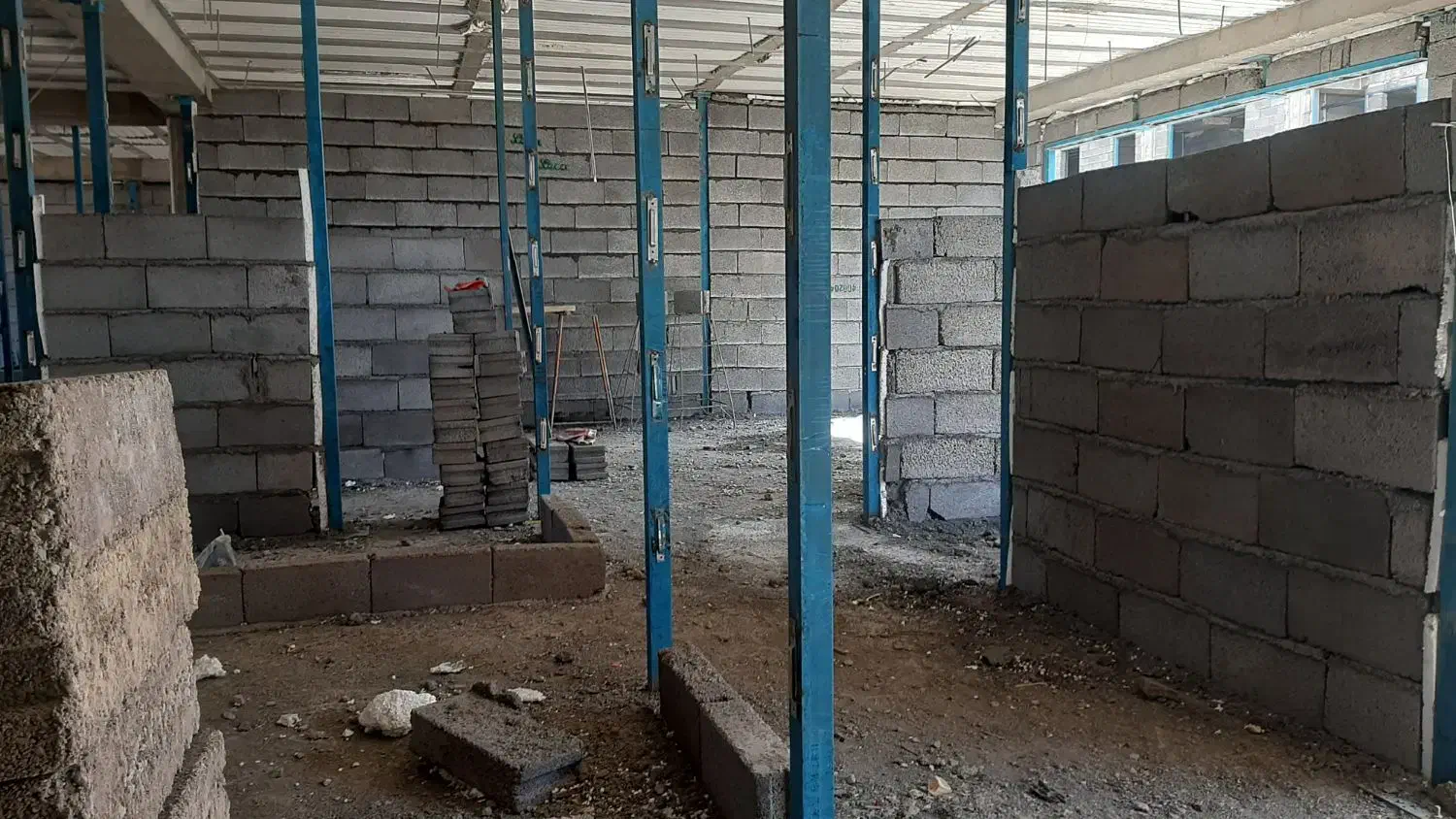 استخدام شاگرد بنایی|استخدام معماری، عمران و ساختمانی|همدان, |دیوار