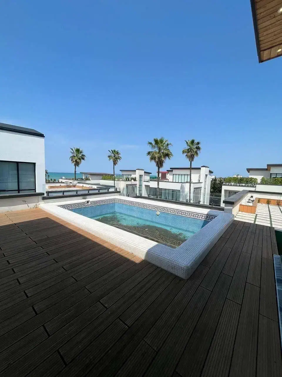 ویلای دوبلکس با روفگاردن و استخر..فول امکانات|فروش خانه و ویلا|نور, |دیوار