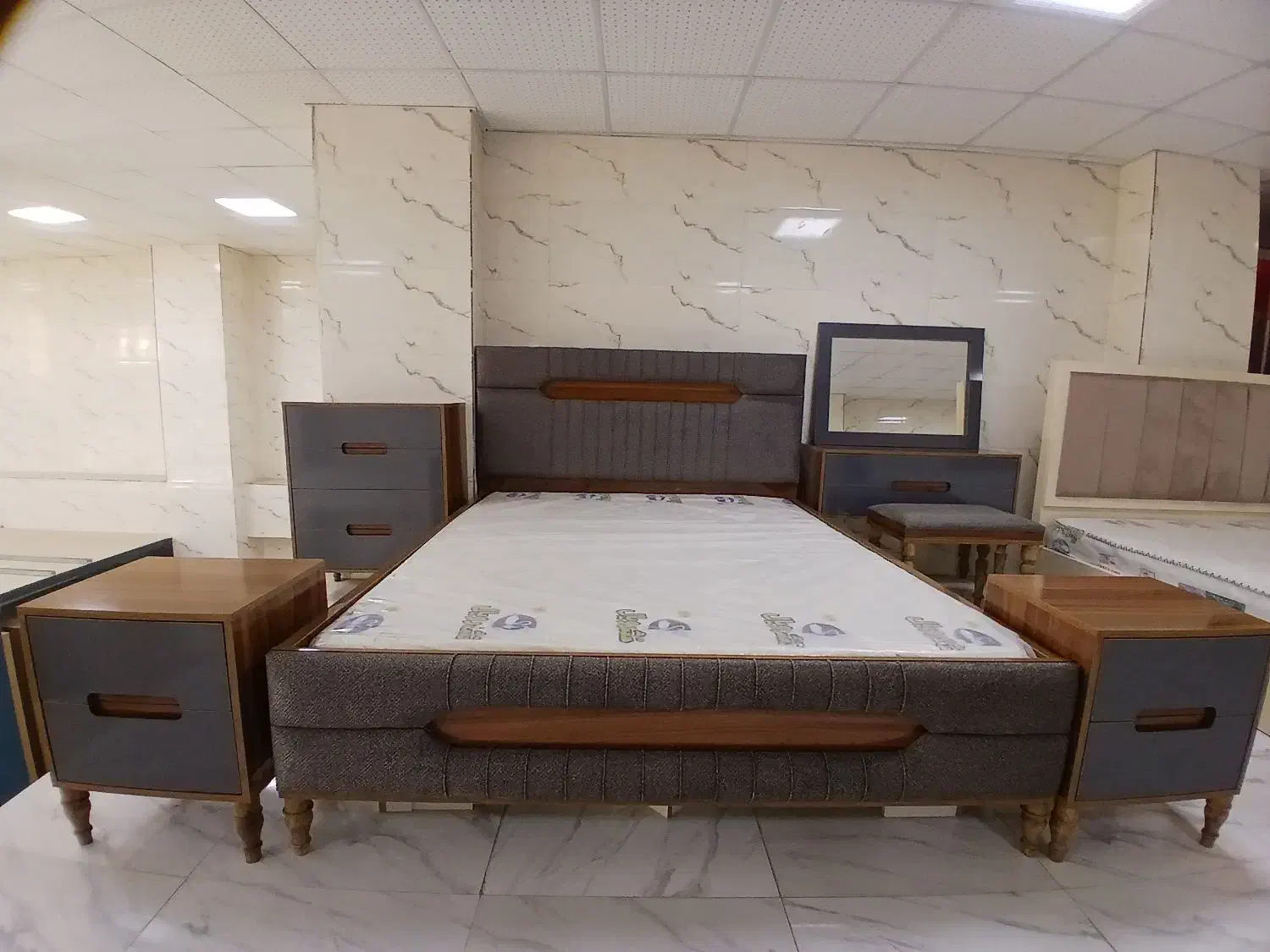 سرویس خواب قائم.مدل لوکاس|تخت و سرویس خواب|کرمانشاه, |دیوار