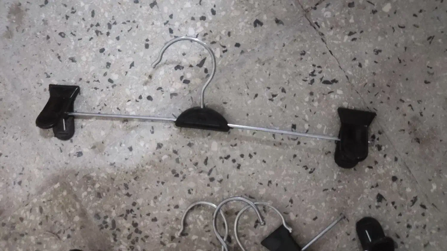 رگال دو گیره|بندرخت و رختآویز|اردبیل, |دیوار