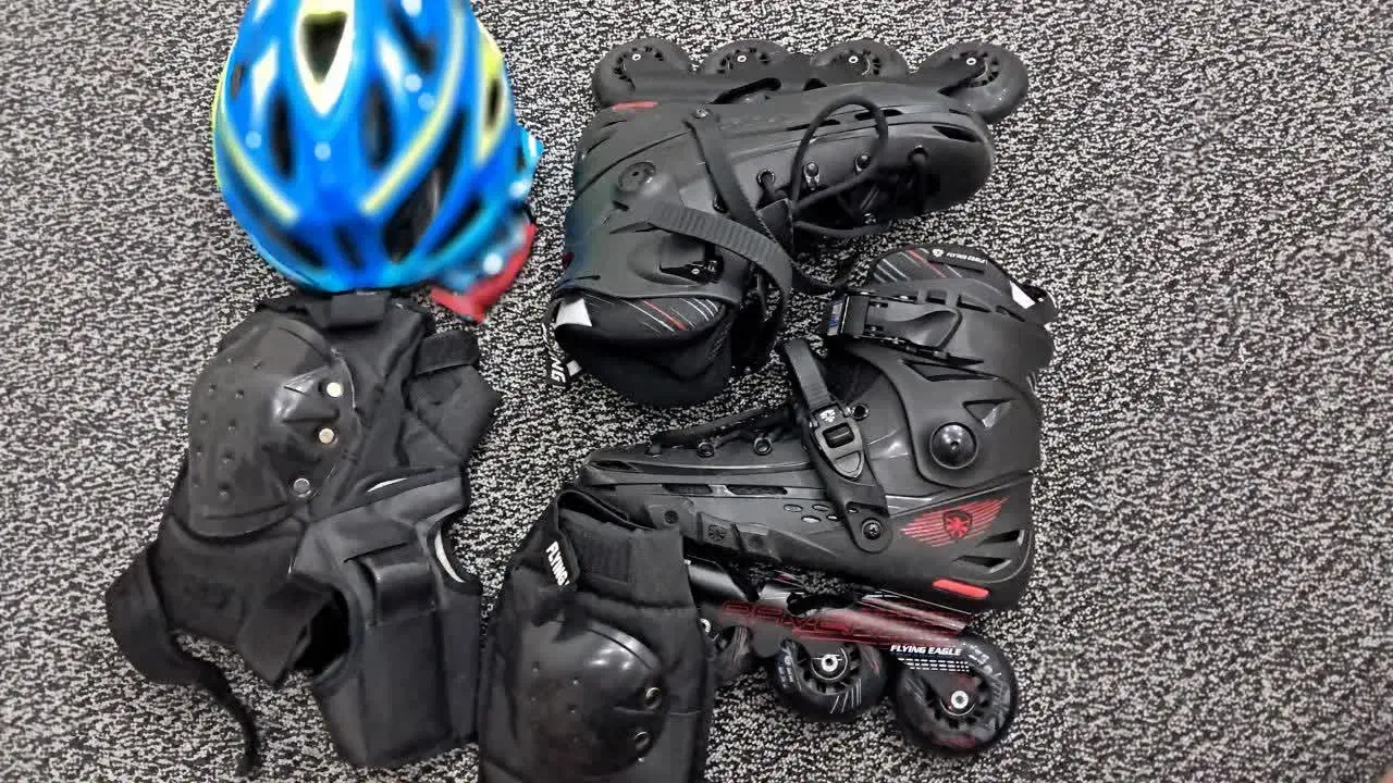 کفش اسکیت نو|دوچرخه، اسکیت، اسکوتر|قم, هنرستان|دیوار