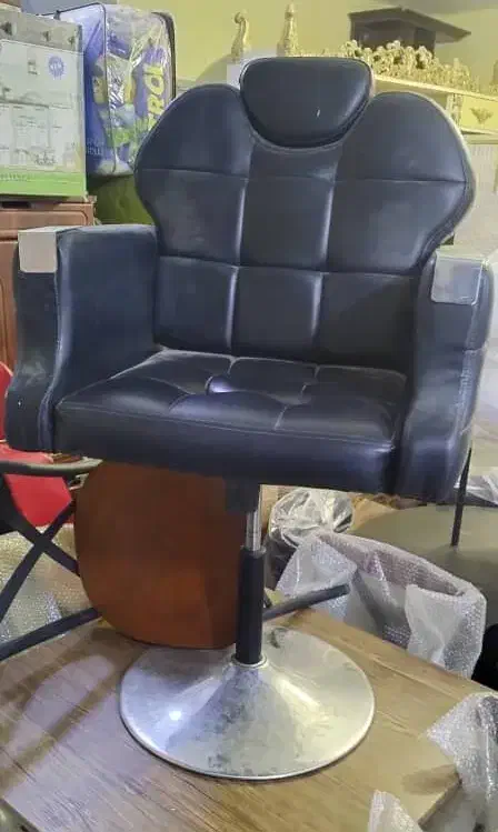 صندلی آرایشگاه زنانه مردانه گردان بارجدید سورنا|آرایشگاه و سالنهای زیبایی|مسجد سلیمان, |دیوار