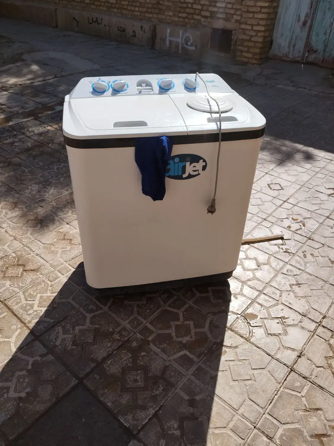 فروشی|ماشین لباسشویی و خشککن لباس|مروست, |دیوار