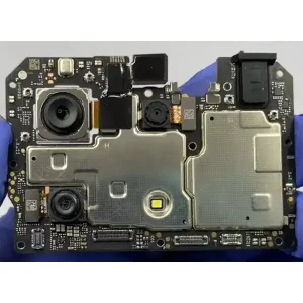 برد تمامی مدلهای گوشی با کارتون و انتقال|قطعات و لوازم جانبی رایانه|زاهدان, |دیوار