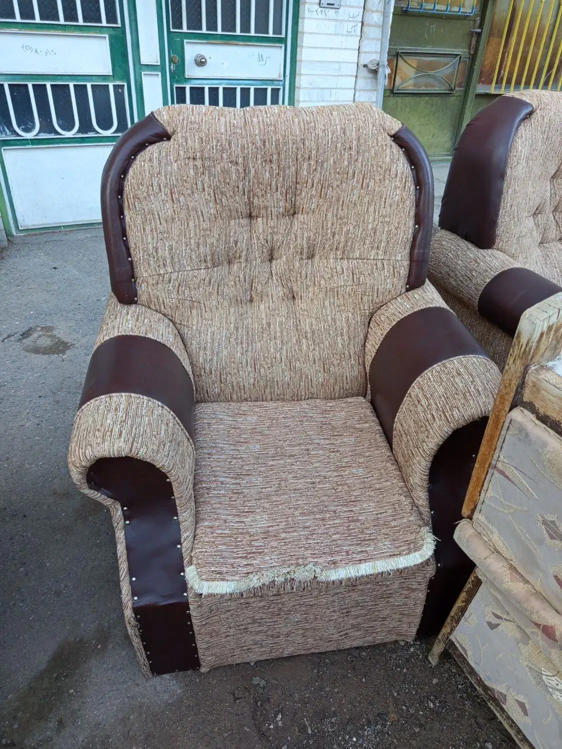 مبل راحتی کارکرده|مبلمان خانگی و میز عسلی|جلفا, |دیوار