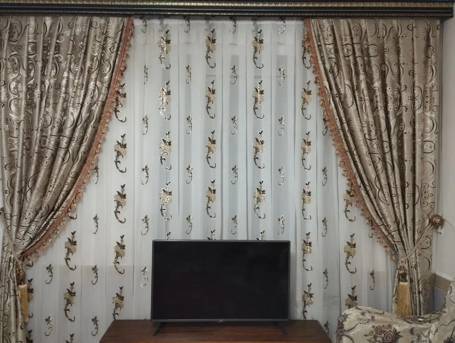 لوازم خانگی|پرده، رانر، رومیزی|عجب شیر, |دیوار