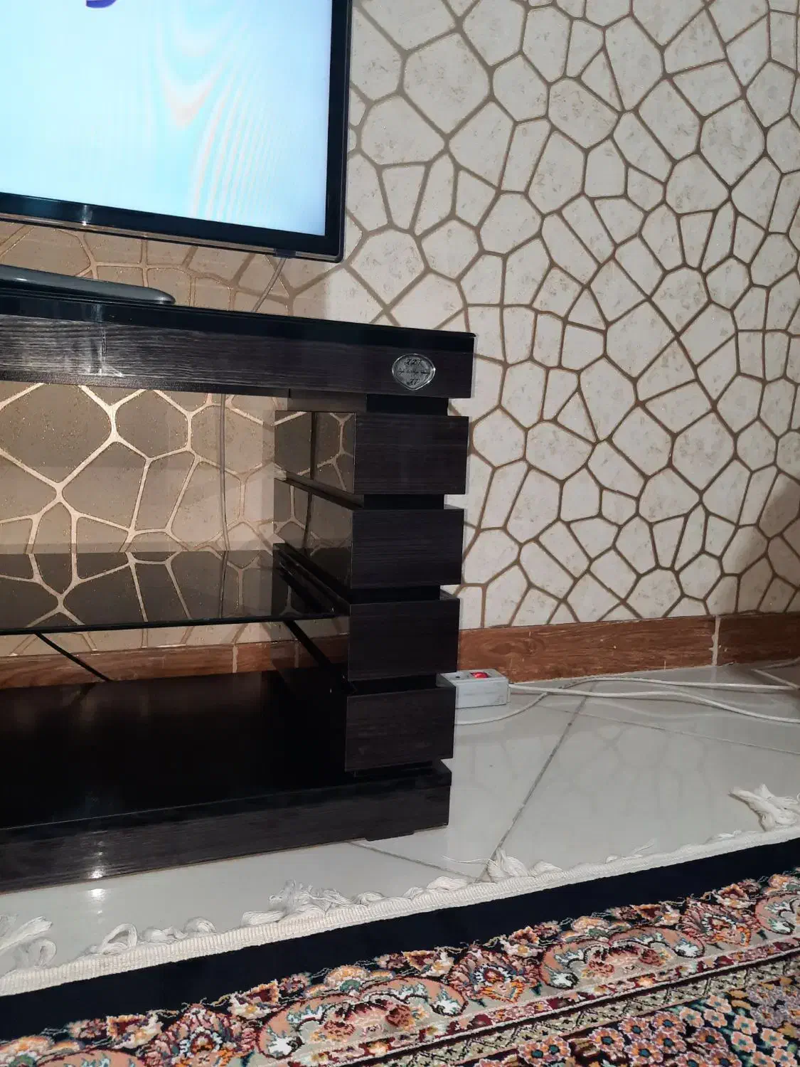 میز تلویزیون شرکتی ملامینه طول ۱۶۰|میز تلویزیون|پاکدشت, پاکدشت (مامازند)|دیوار