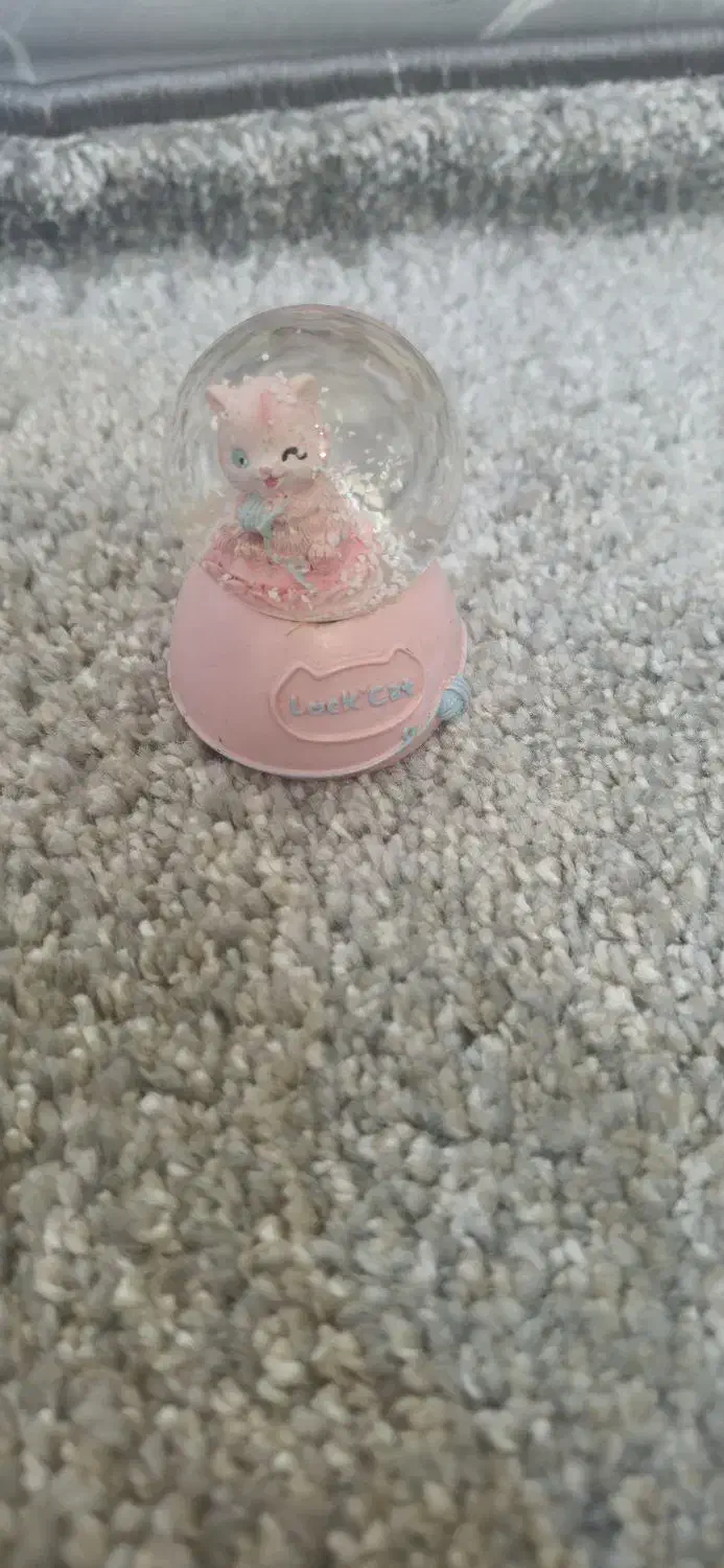 گوی|چراغ خواب و آباژور|محمدشهر, کوی بهار|دیوار