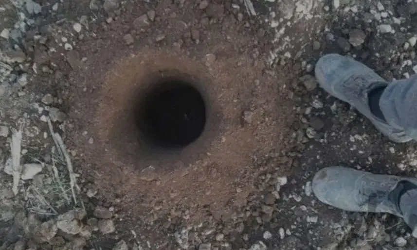 چاله کن|ماشین‌آلات صنعتی|برخوار, |دیوار