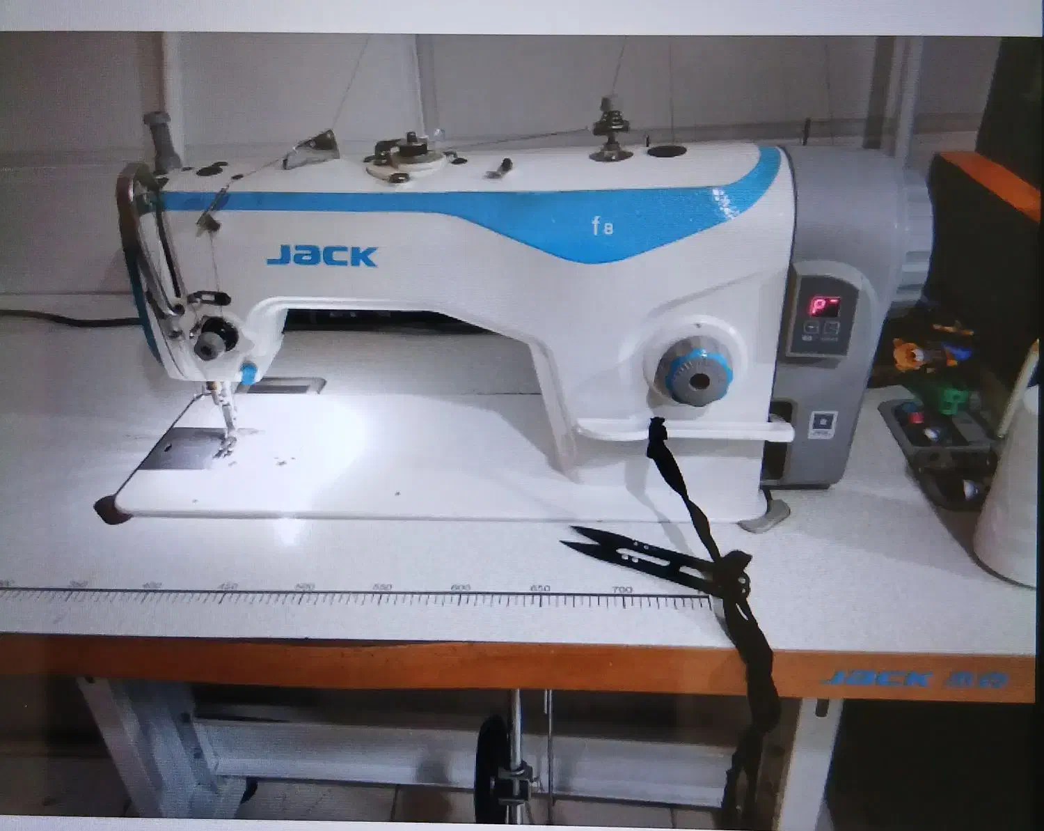 چرخ خیاطی|چرخ خیاطی و ریسندگی|شیروان (خراسان), |دیوار