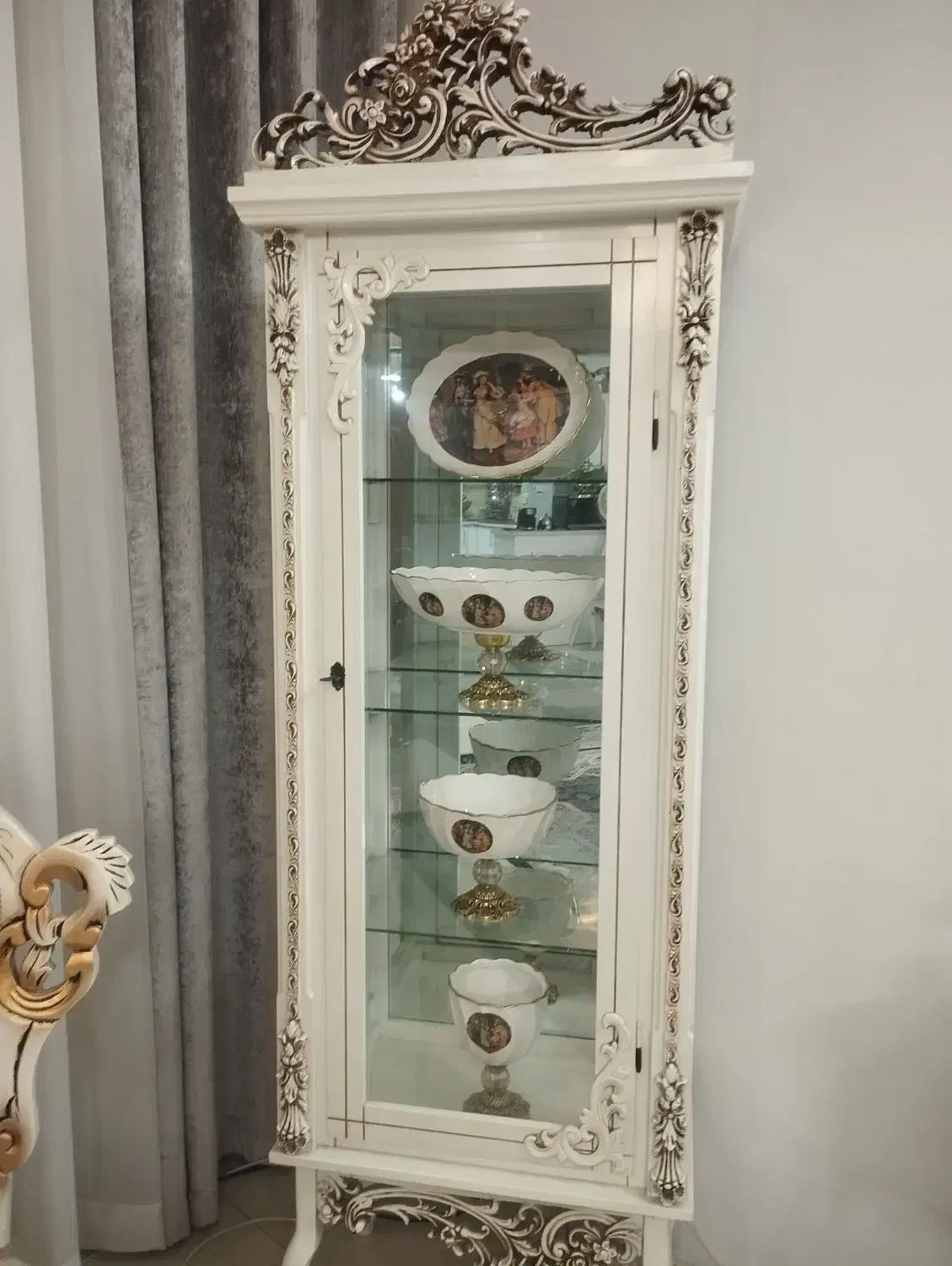 گنجه چوبی4طبقه|بوفه، ویترین، کنسول|مشهد, رسالت|دیوار