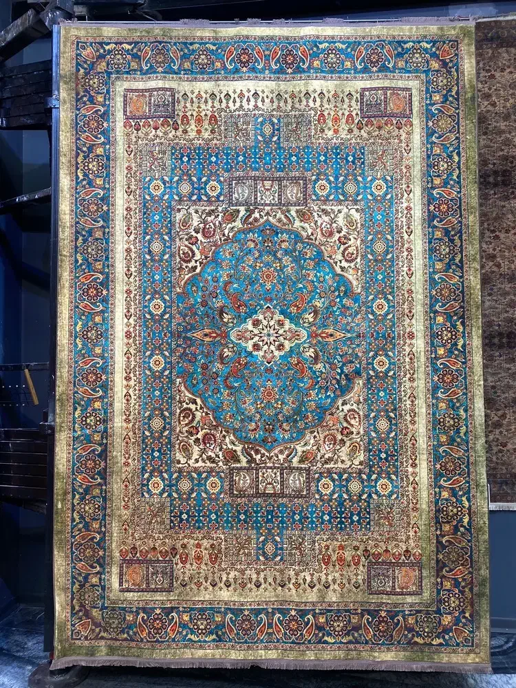 کلکسیون قجری فرش قرمز ۱۲۰۰ شانه محتشم|فرش|تهران, سیروس|دیوار