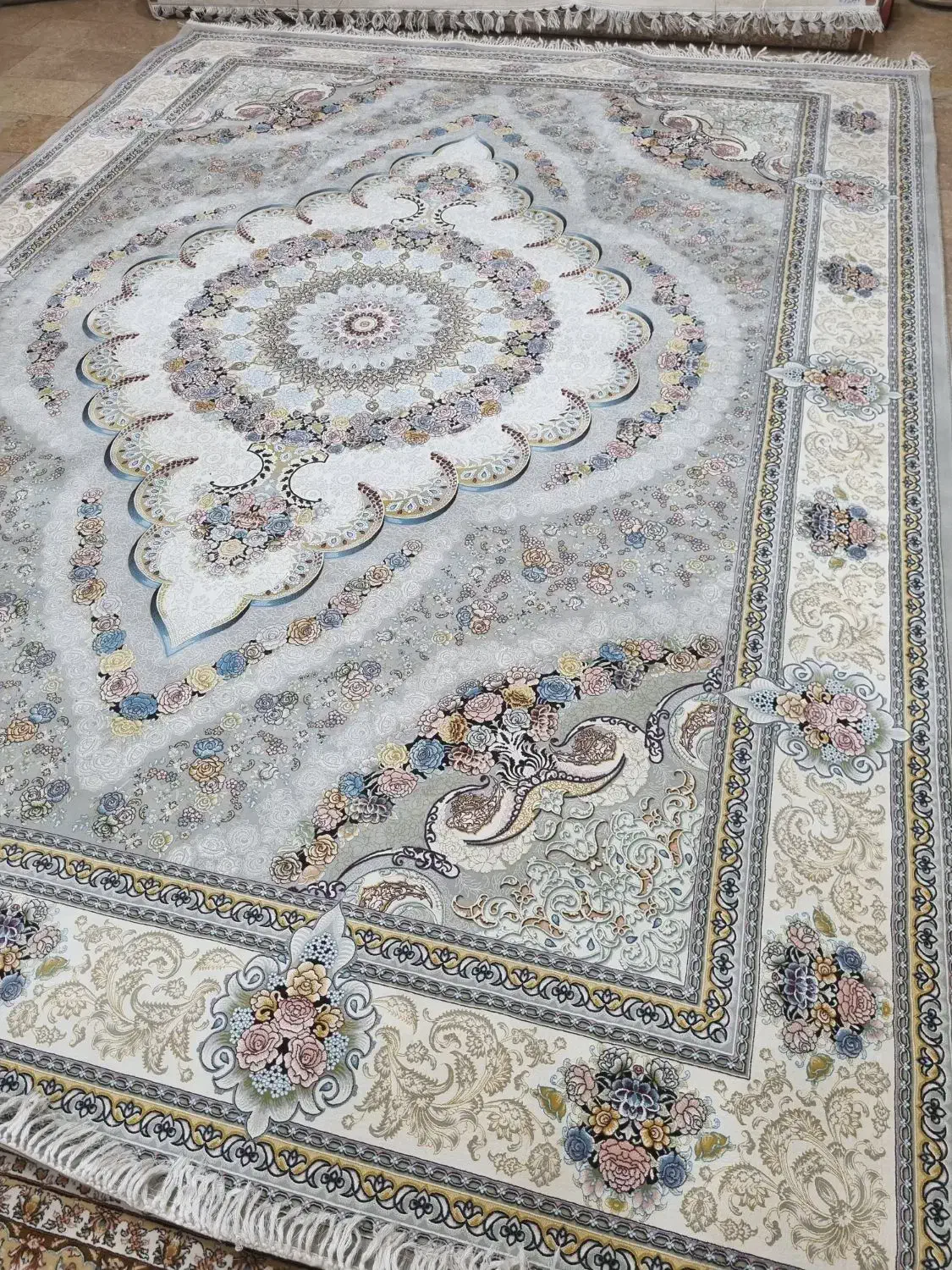 فرش امیرزاده ۲ تا فرش ۱۲ متری (تک) خریدفروش تعویض|فرش|مشهد, شاهد (شهرک غرب)|دیوار