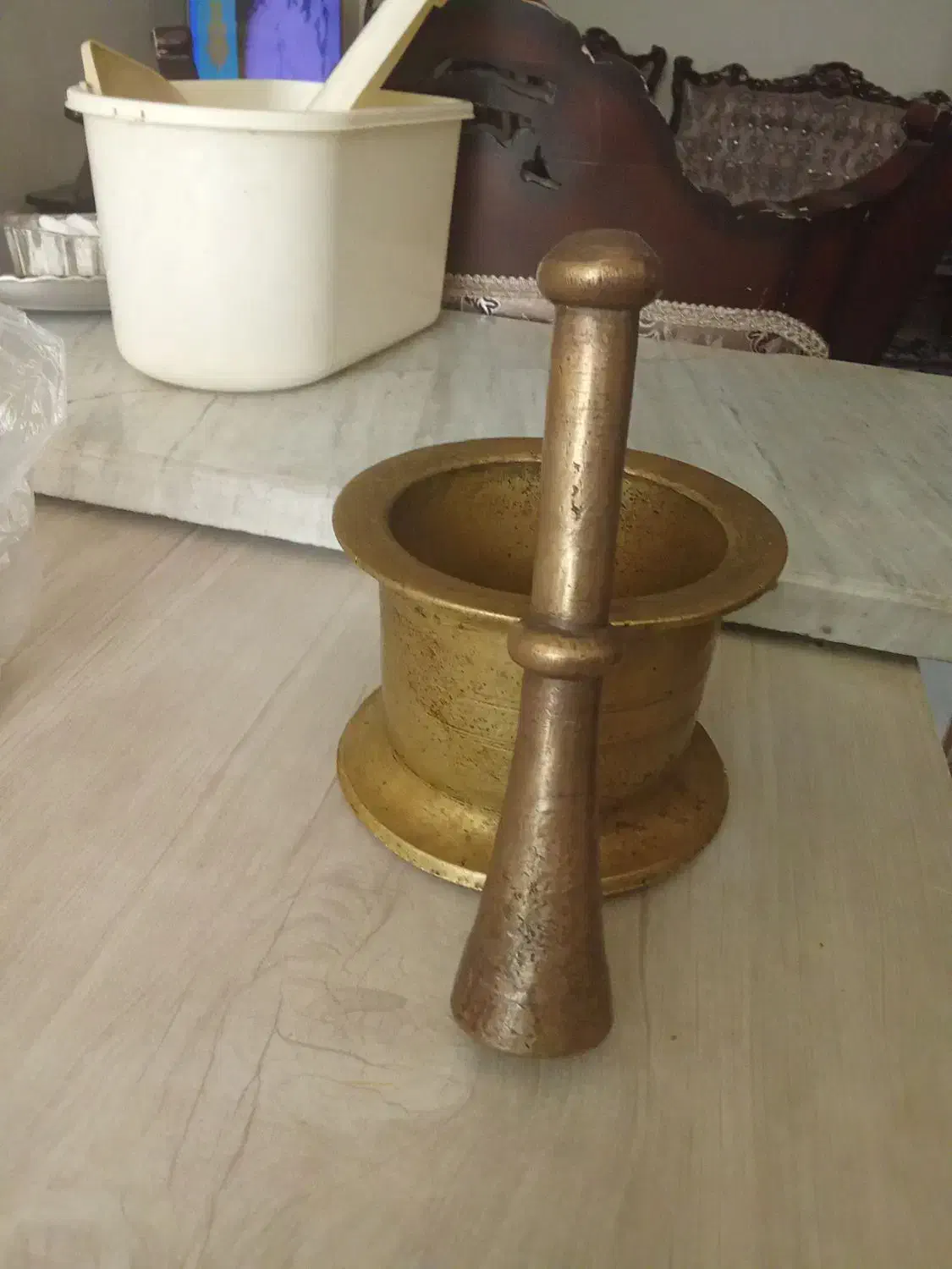 هوانگ قدیمی سنگین وسالم|ظروف پختوپز|اندیشه, اندیشه فاز ۱|دیوار