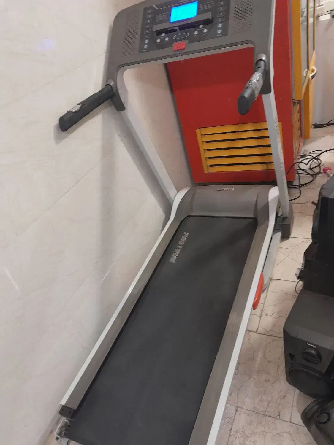 ۴عدد تردمیل شیب برقی حرفه ای سمساری کوهکن فلک بسیج|حراج|زابل, |دیوار