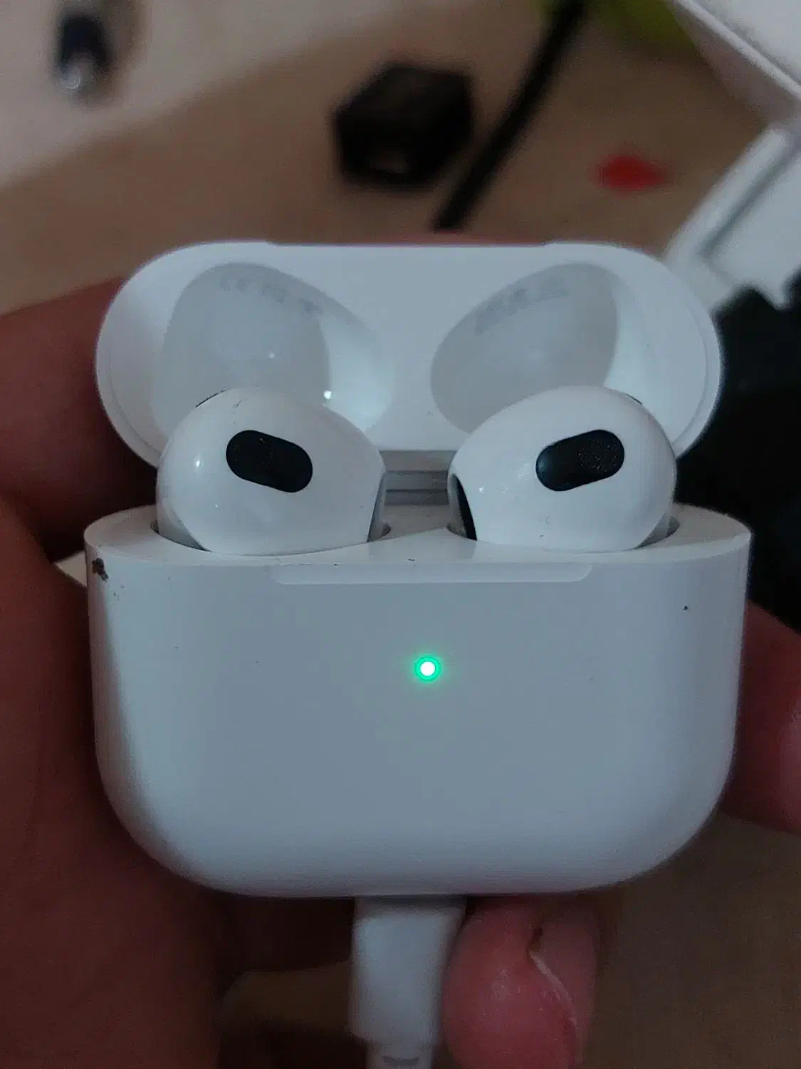 ایرپاد|لوازم جانبی موبایل و تبلت|میانه, |دیوار