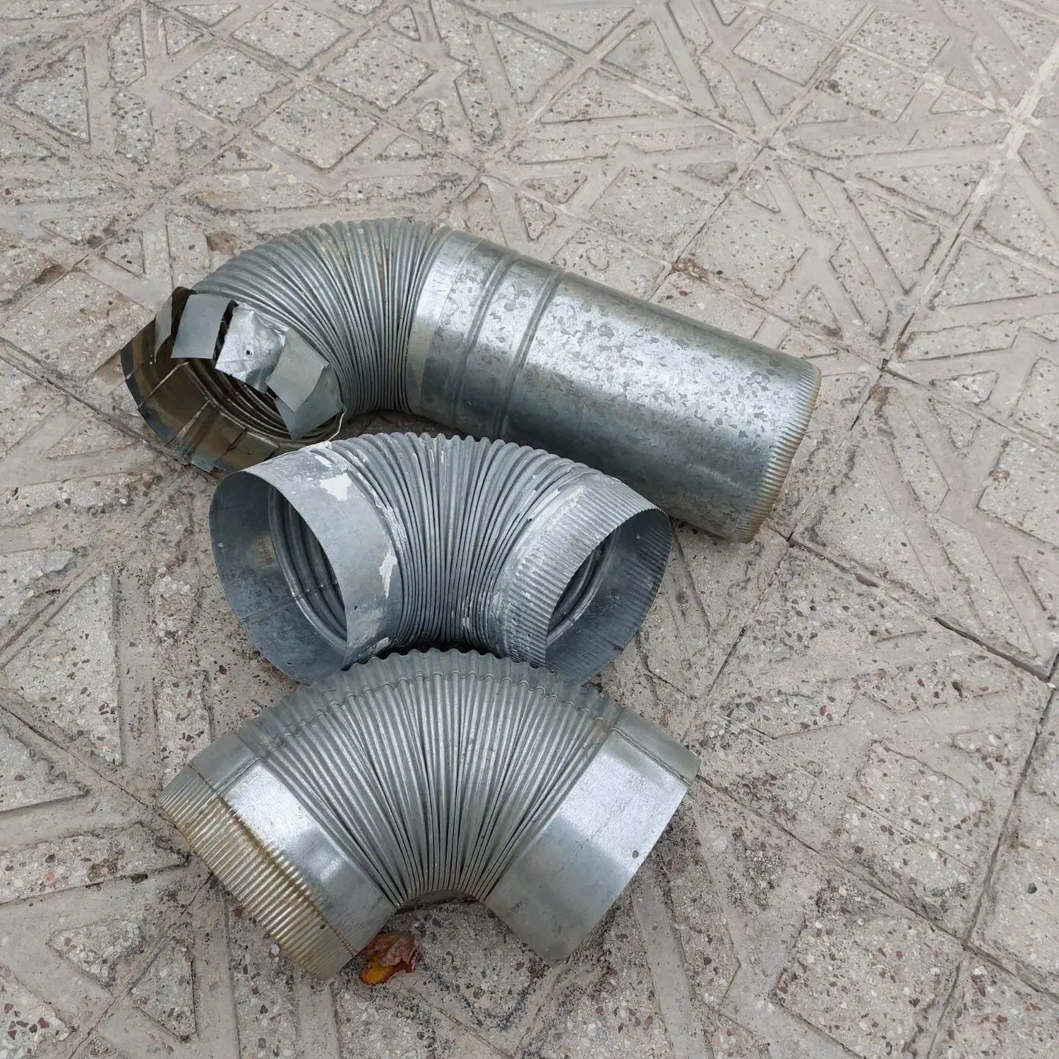 هواکش|پنکه و تصفیه‌کنندهٔ هوا|قروه, |دیوار