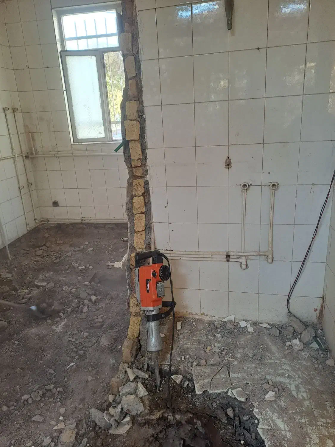 تخریب|خدمات پیشه و مهارت|قزوین, |دیوار