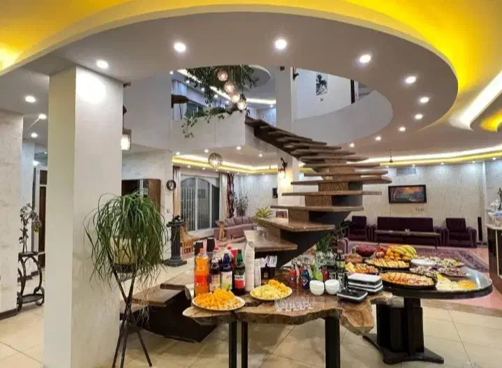 اجاره باغ و باغچه بصورت روزانه خوشنام ملاردشهریار|اجارهٔ کوتاه‌مدت ویلا و باغ|فردیس, شهرک ناز|دیوار