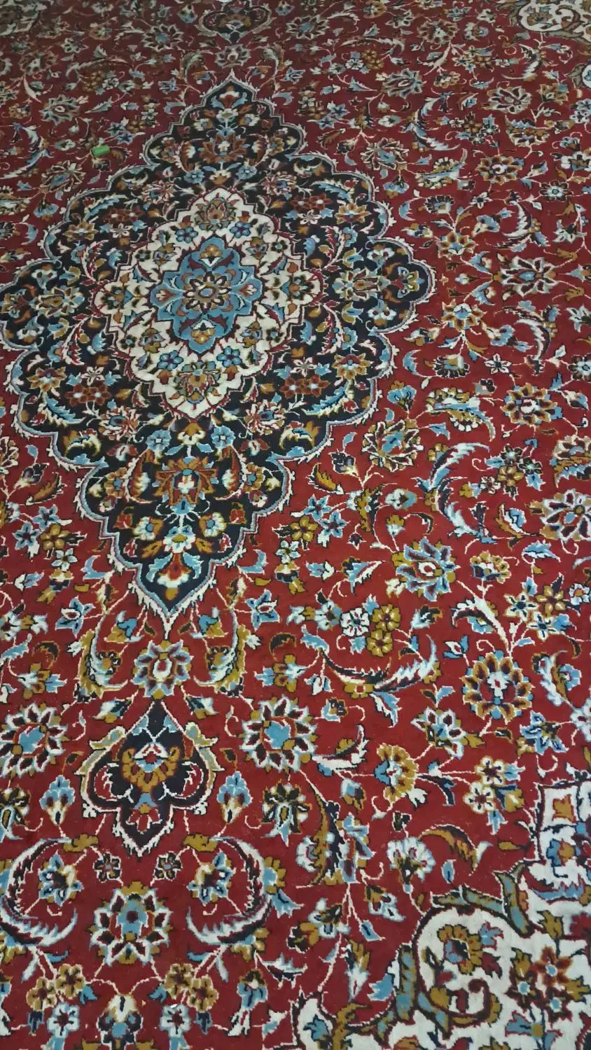 فرش قرمز|فرش|قم, نوبهار|دیوار