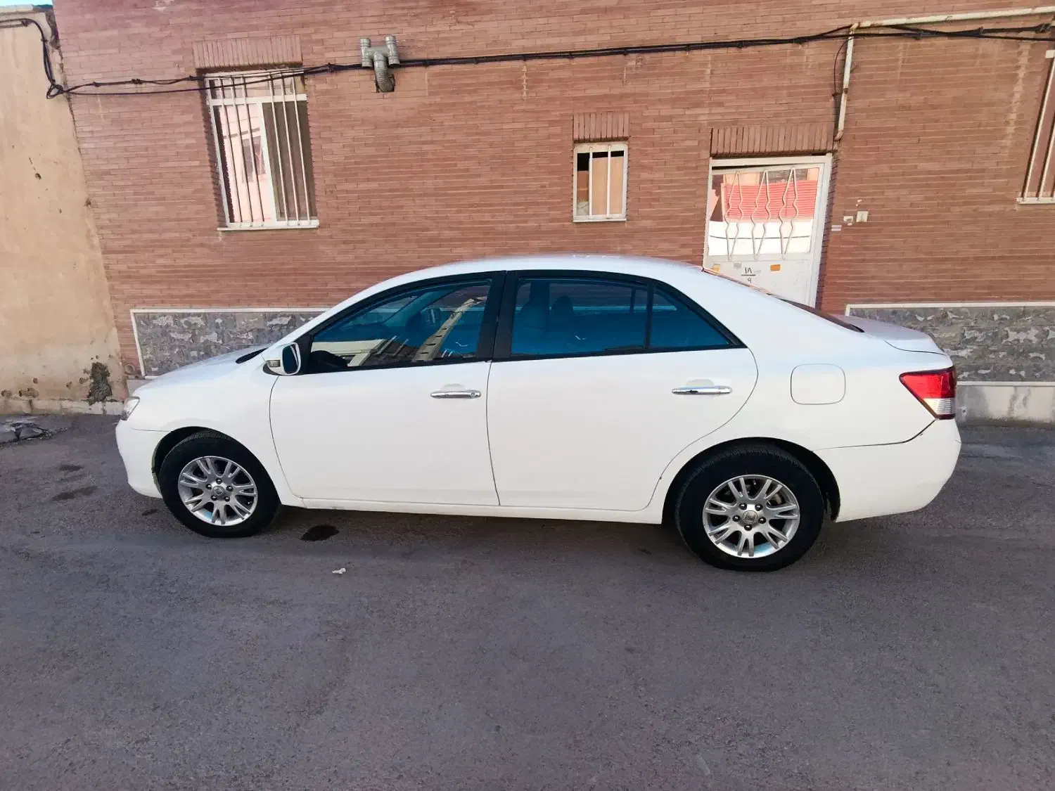 اریو1600|خودرو سواری و وانت|کرمان, |دیوار